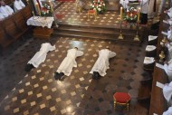 [FOTO] Diecezja kielecka ma trzech nowych kapłanów