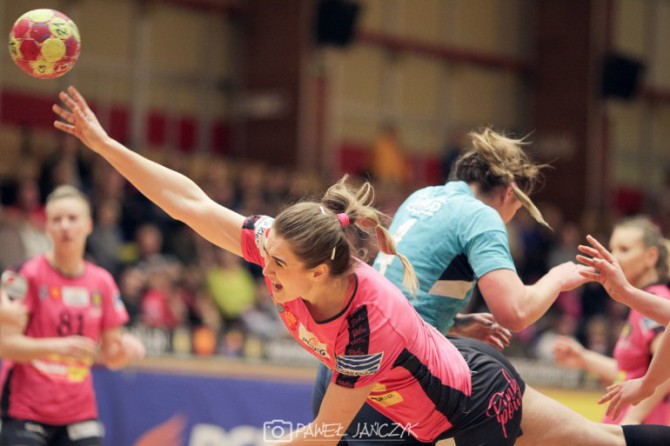 Skowrońska przedłużyła kontrakt z Koroną Handball