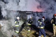 Tragiczny pożar domu w Adamowie. Nie żyje jedna osoba