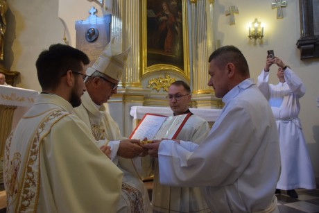Biskup Jan Piotrowski: Diakonat stały to posługa wymagająca wysiłku