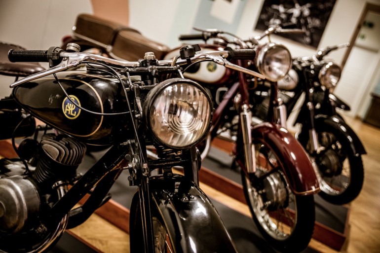 Pralka "Frania", motocykle SHL i kuchenki benzynowe. To eksponaty nowej wystawy w Muzeum Historii Kielc