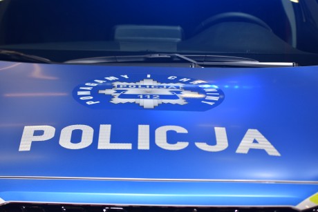 Mężczyzna bez oznak życia na chodniku przy ulicy Poleskiej w Kielcach