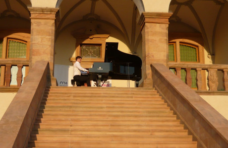 [FOTO] „Chopinowskie inspiracje” rozbrzmiały w ogrodzie włoskim Muzeum Narodowego