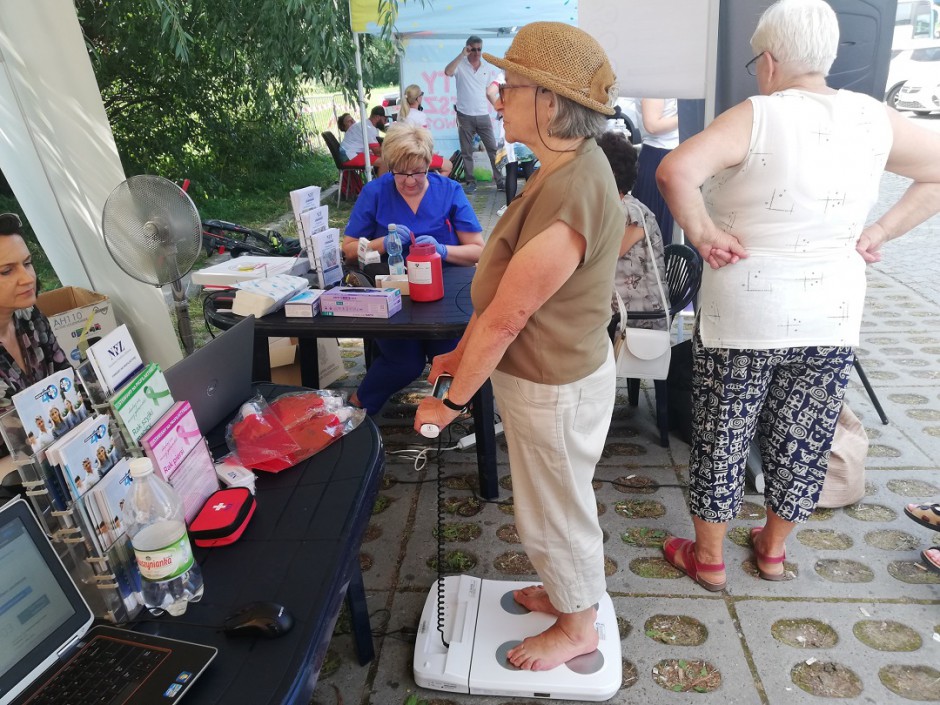 Setki chętnych na badania podczas pikniku zdrowotnego w Sandomierzu