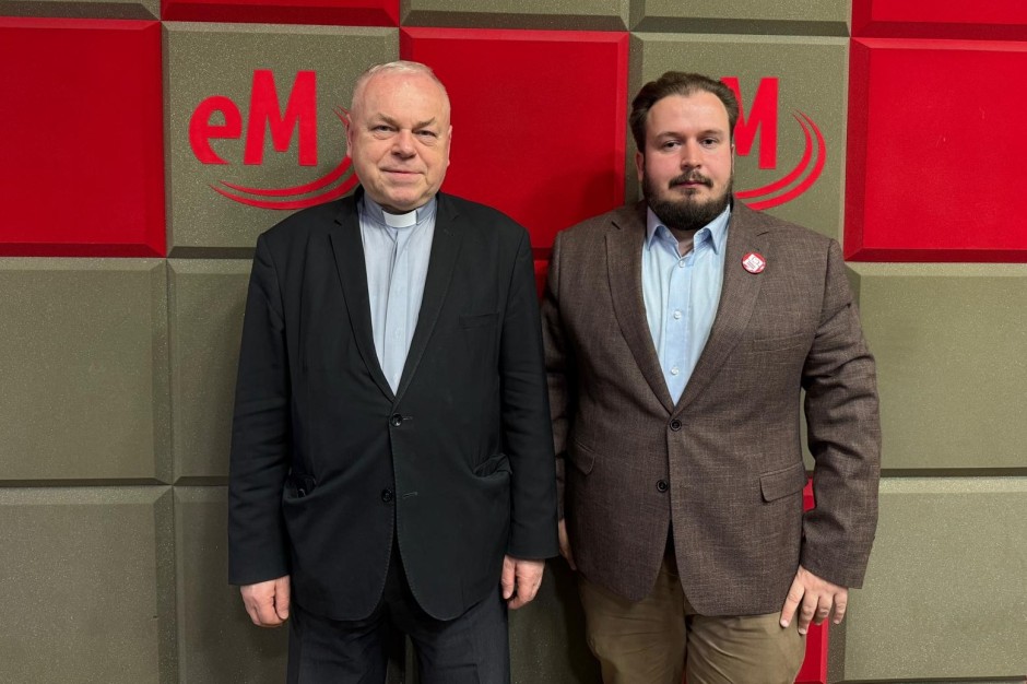 Bez Kitu: Dlaczego warto pomagać, nie tylko od święta?