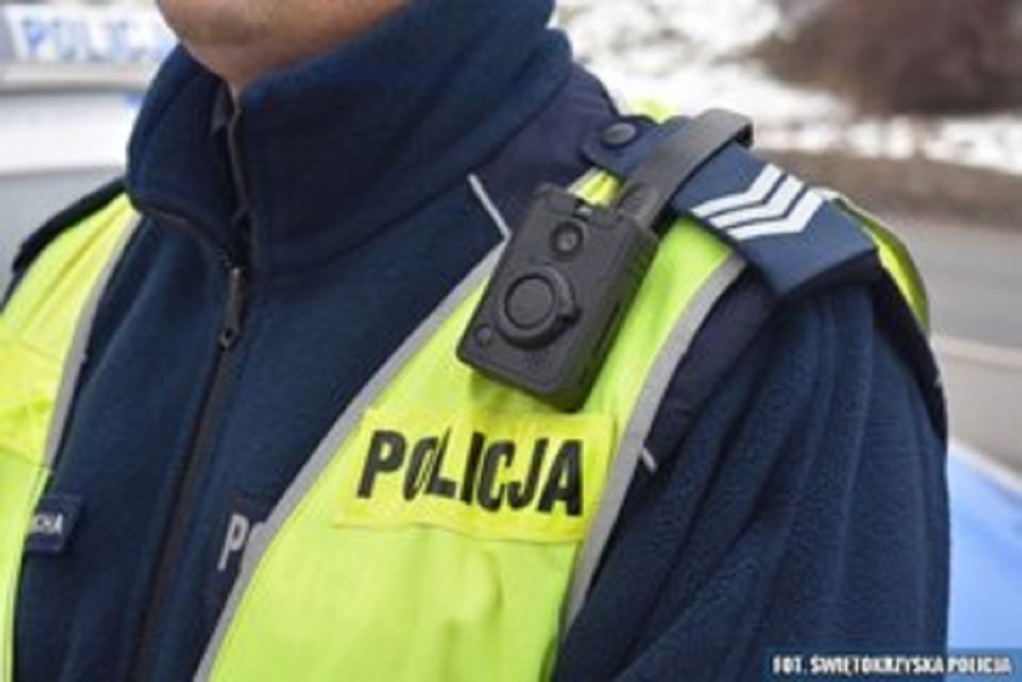 Starachowiccy policjanci mają nowe kamery na mundury