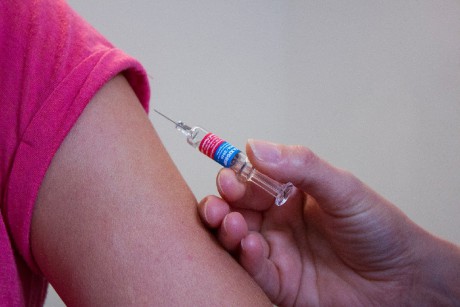 Słabe zainteresowanie szczepieniami w szkołach