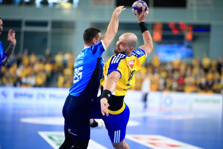 Industria jedzie do Głogowa po przerwie na kadrę