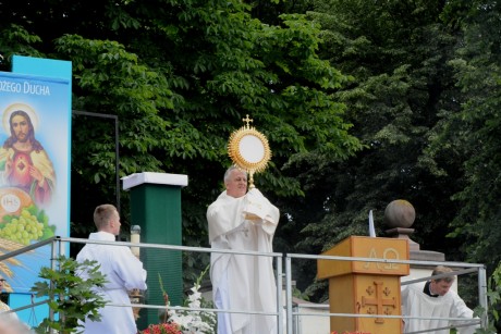 Boże Ciało w Kielcach  To także najważniejszy dzień III Kongresu Eucharystycznego Diecezji Kieleckiej
