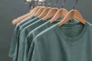 Jak wyprasować ubrania bez żelazka?