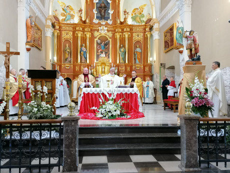 [FOTO] Biskup Jan Piotrowski w Daleszycach: Walka ze złem jest zadaniem każdego człowieka