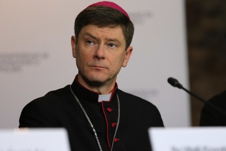 Biskup Kijowsko-Żytomierski w parafii Podwyższenia Krzyża Świętego