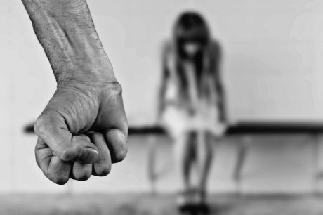 Nie bądźmy obojętni na krzywdę dziecka! Przemoc domowa to wciąż duży problem