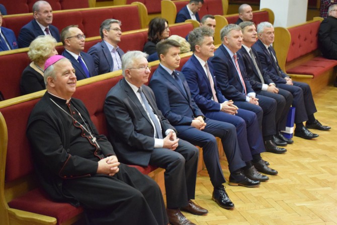 Biskup Jan Piotrowski spotkał się z samorządowcami