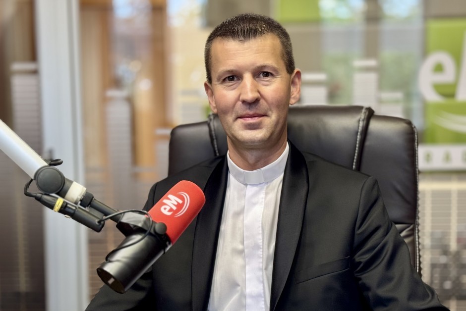Ksiądz Paweł Ścisłowicz: Modlitwa jest rozmową z Panem Bogiem