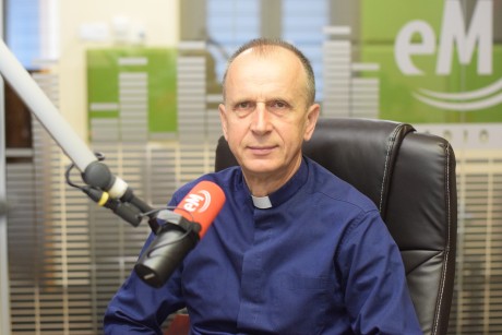 Ks. Witold Janocha: Włączamy osoby niepełnosprawne w życie społeczne i ekonomiczne
