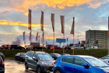 Firma zarządzająca parkingami przy marketach z dużą karą od UOKiK