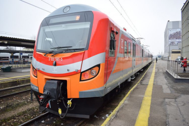 Pojedziemy pociągiem ponad 200 km/h. Kolejne inwestycji na świętokrzyskiej kolei