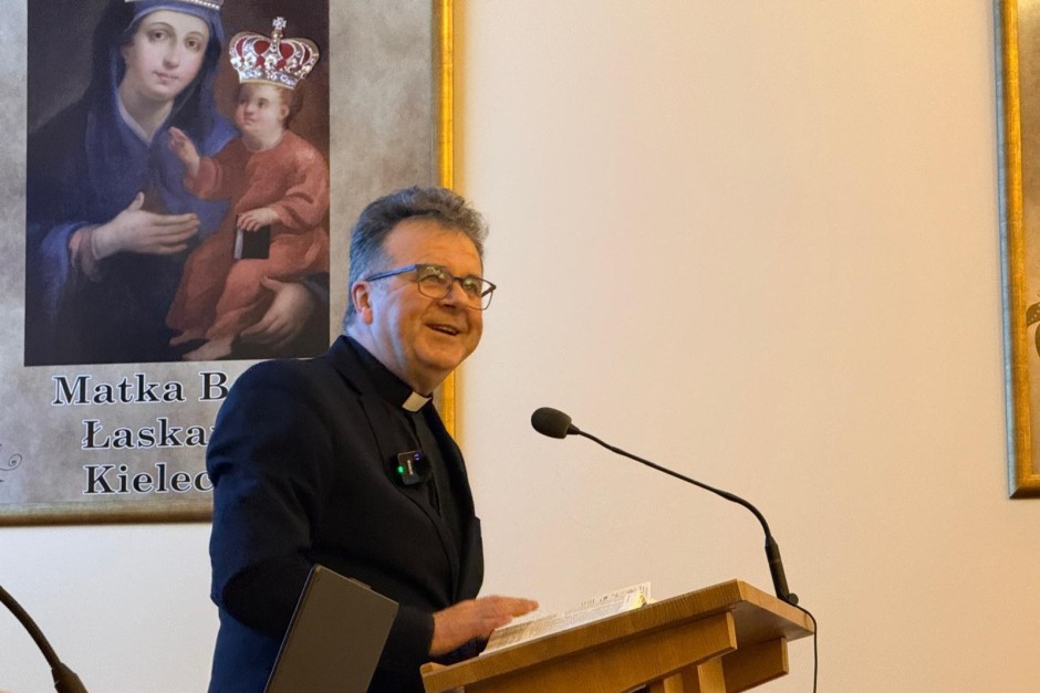 [FOTO] Oblicza Dobra. O roli i istocie aniołów