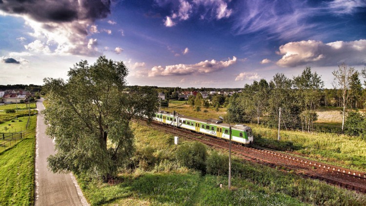 Mieszkańcy gminy Miedziana Góra interweniują w sprawie budowy linii kolejowych prowadzących do CPK