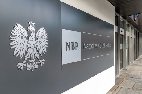 Chcesz pracować w NBP? Zgłoś się na prestiżowy staż