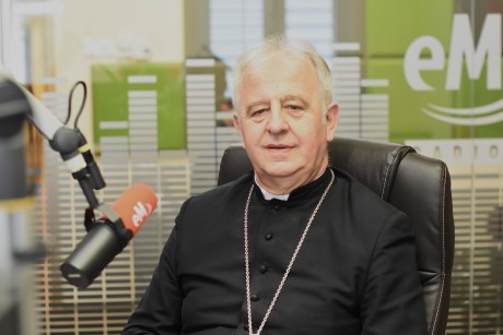Biskup Jan Piotrowski: Matka Boża Łaskawa czuwa nad Kielcami