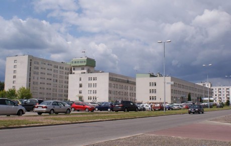 [NOWE FAKTY] Dyrekcja szpitala w Starachowicach dementuje: nie prowadzimy zbiórki na zakup chłodni do przetrzymywania zwłok