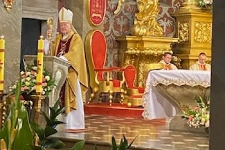 300-lecie Liceum Żeromskiego. Biskup Andrzej Kaleta: Dobry nauczyciel uczy szukać sensu życia