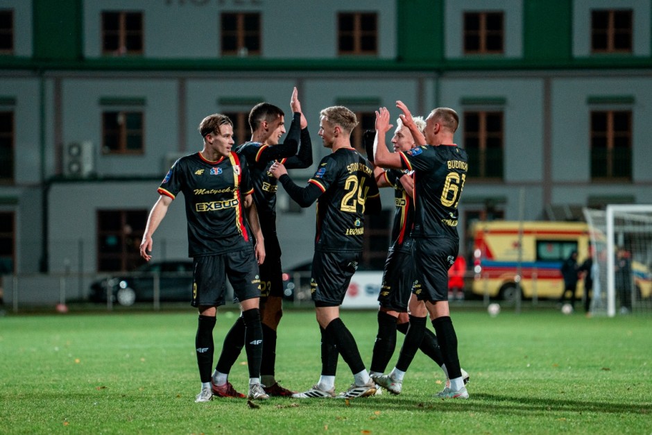 Droga do ćwierćfinału stoi otworem? Korona zagra z drugoligowcem