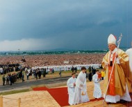 [WSPOMNIENIA] 33 lata temu był u nas Papież