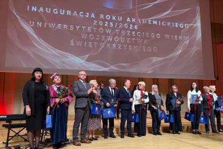 Życie zaczyna się po 60-ce... Inauguracja roku akademickiego UTW z regionu