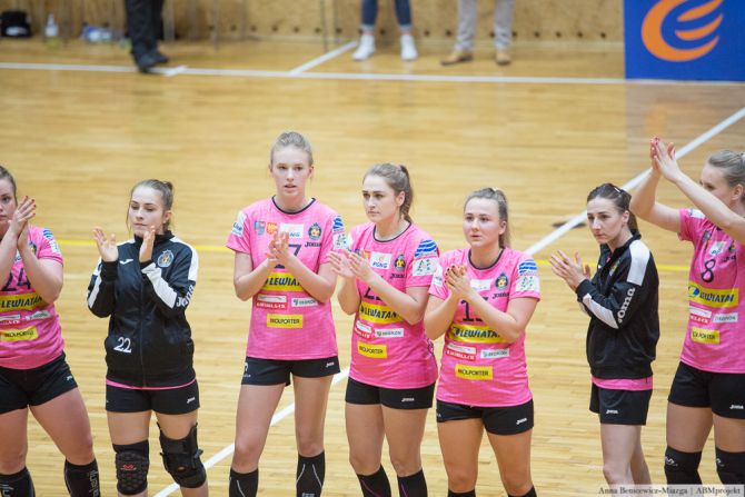 Reprezentacja Polski przygotowuje się do kieleckich mistrzostw. „Biało-czerwone” zagrają sparingi z Koroną Handball  