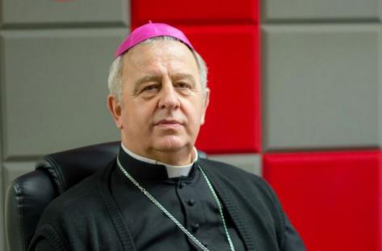 Biskup Jan Piotrowski w Radiu eM: Hejt jak koronawirus