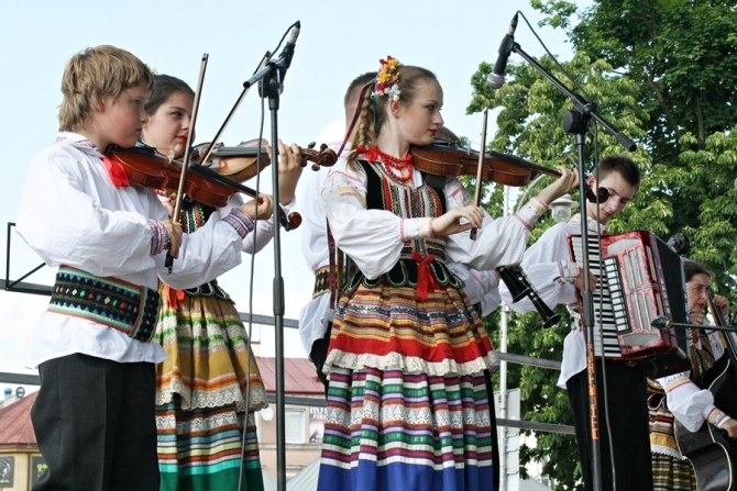 Uczestnicy festiwalu wyjeżdżają z Kielc