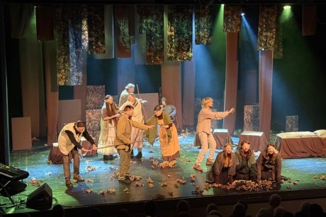 Widowisko, które otwiera oczy – „Ślepcy” na scenie WDK