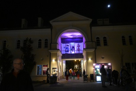 Nocne zwiedzanie Muzeum Zabawek i Zabawy w Kielcach