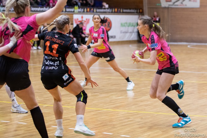 Korona Handball chce potwierdzić dobrą dyspozycję. Kielczanki grają na terenie najsłabszego rywala