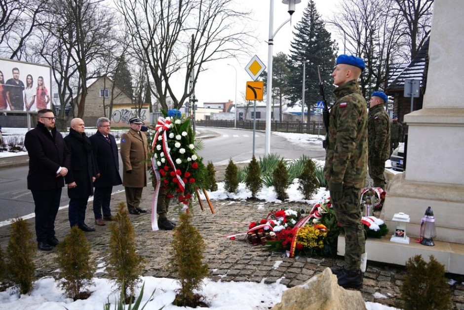 Wojewoda oddał hołd powstańcom