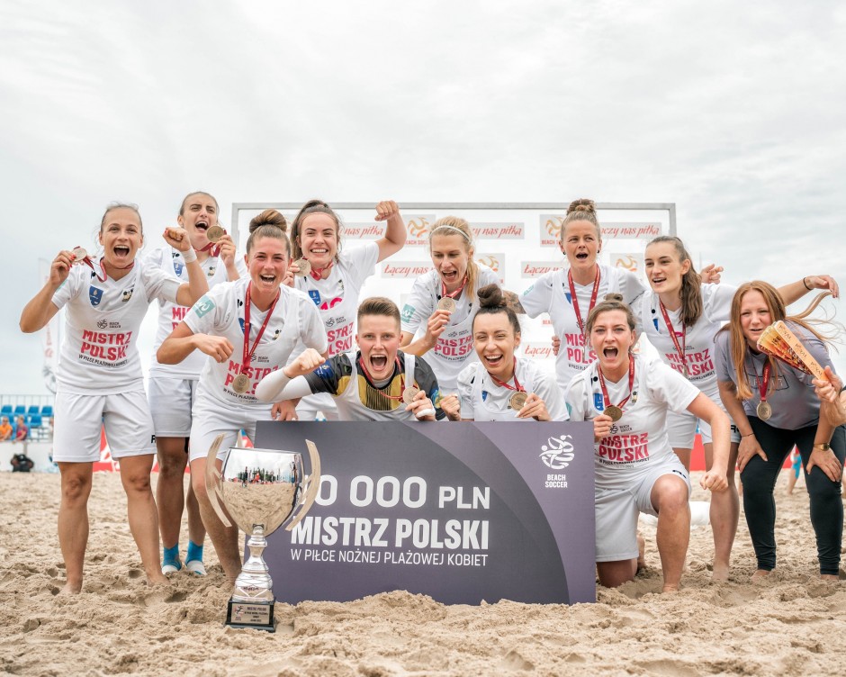 Wielki sukces piłkarek z Daleszyc. Na plaży są najlepsze w Polsce