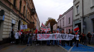 [FOTO] Protest antycovidowy przeszedł ulicami Kielc