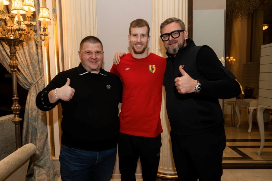 Oficjalnie: Korona poważnie wzmacnia środek pola. Gustafson podpisał kontrakt