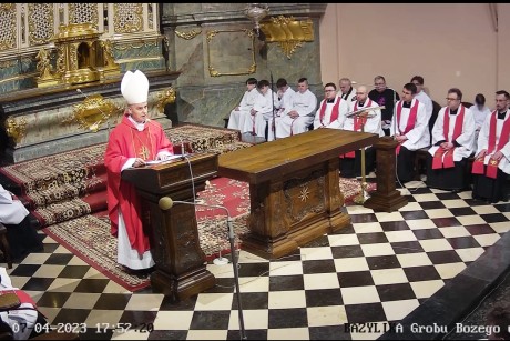 Biskup Marian Florczyk w Wielki Piątek: Łatwo zabić człowieka, trudniej zabić prawdę