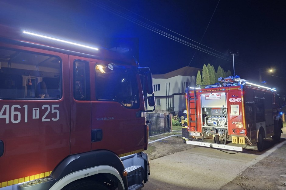 Pożar kotłowni w miejscowości Chrobierz. Mężczyzna z obrażeniami