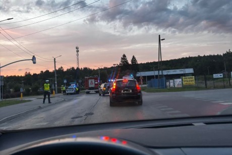 Wypadek w Zagnańsku. Trzyletnie dziecko w szpitalu