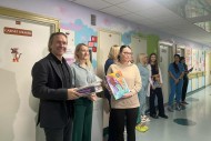 Rodzice otrzymali segregatory „Onkorodzica”