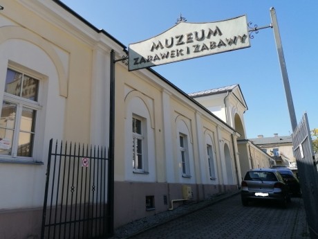 Warsztaty inspirowane twórczością Edmunda Niziurskiego w Muzeum Zabawek i Zabawy w Kielcach