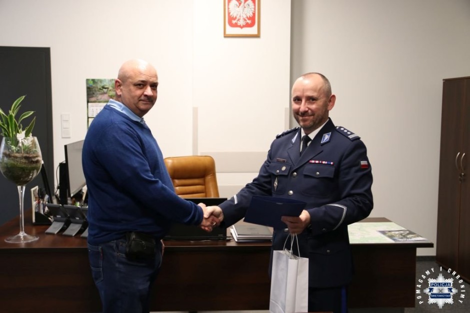 Zaginiona dziewczynka odnaleziona dzięki kierowcy autobusu miejskiego