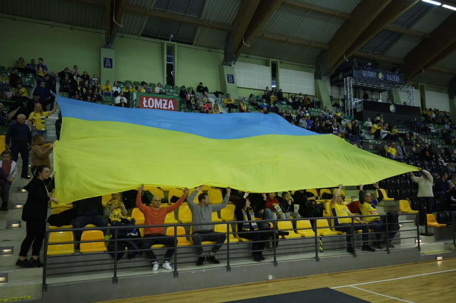 Łomża Vive zagrała dla Ukrainy. Około 30 tys. zł trafi do uchodźców, którzy są w naszym regionie