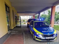 Dziewięciomiesięczny chłopiec dotarł do szpitala z policyjną eskortą