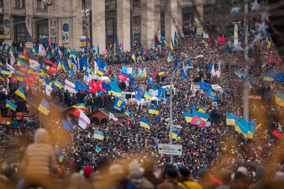 Bp Piotrowski: „Wyraźmy naszą solidarność z narodem ukraińskim”